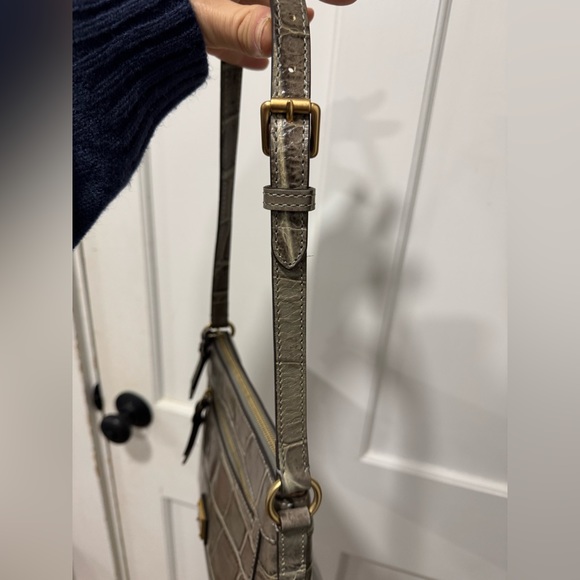 Dooney & Bourke Pembrook Allison Crossbody purse - Picture 4 of 12